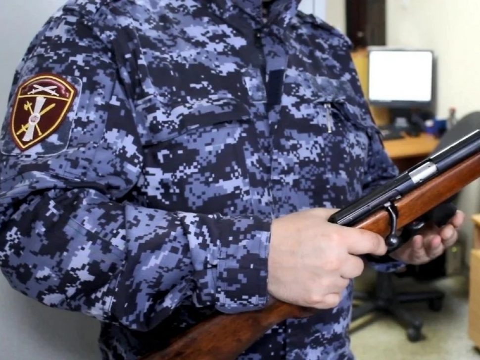 В Архангельской области сотрудники Росгвардии выявили 38 нарушений законодательства в сфере оборота оружия за неделю